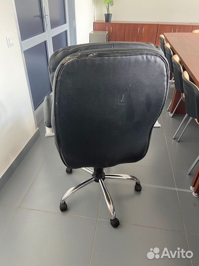 Офисное кресло бу