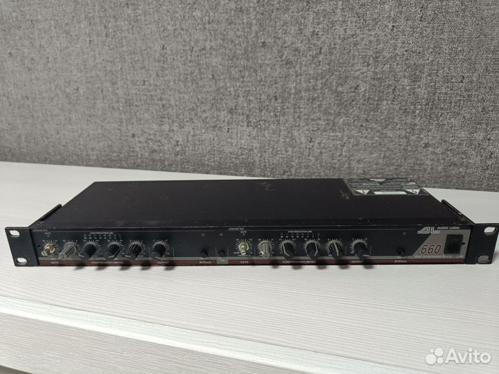 Audio Logic 660 Dual Compressor/limiter with Gate