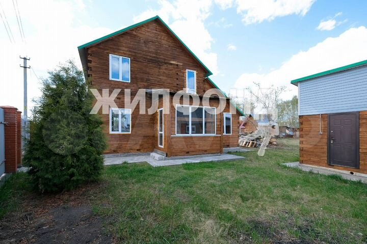 Дом 100,4 м² на участке 6 сот.