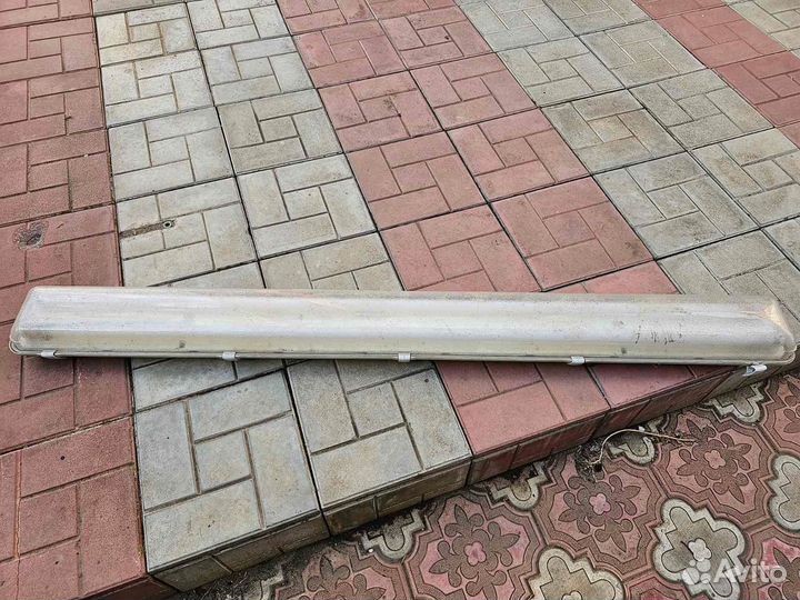 Светильники для гаража люминесцентные 15шт