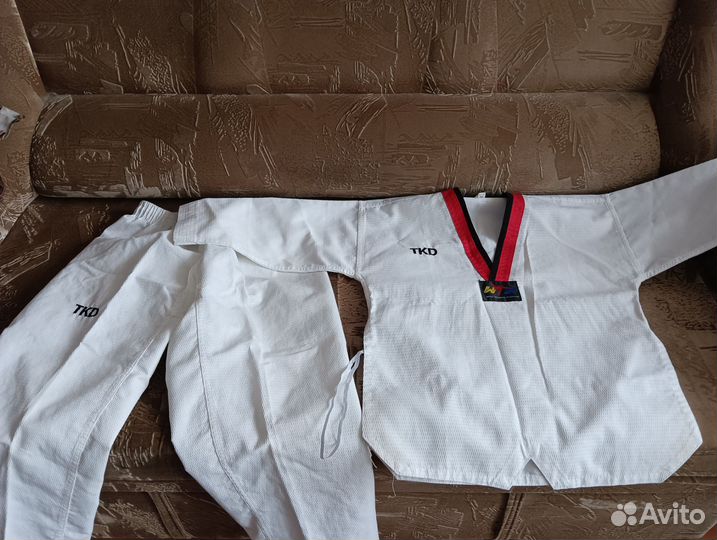 Кимоно для тхеквандо