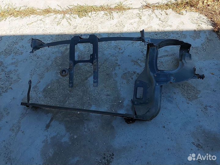 Телевизор Мерседес w164 ML GL