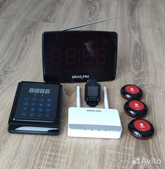 Кнопка вызова персонала, часы, табло, пуль, репите