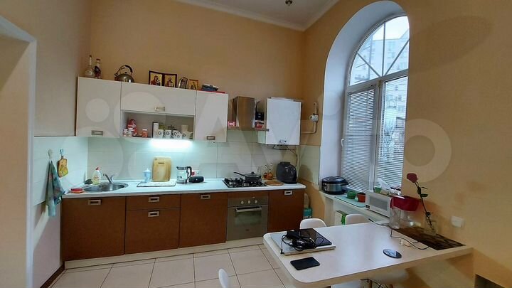 2-к. квартира, 49 м², 4/4 эт.