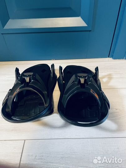 Крепления для сноуборда Burton Step On