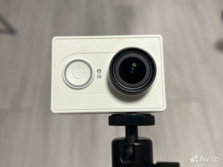 Экшн камера xiaomi yi