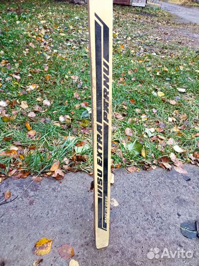 Крепление для беговых лыж и лыжи СССР