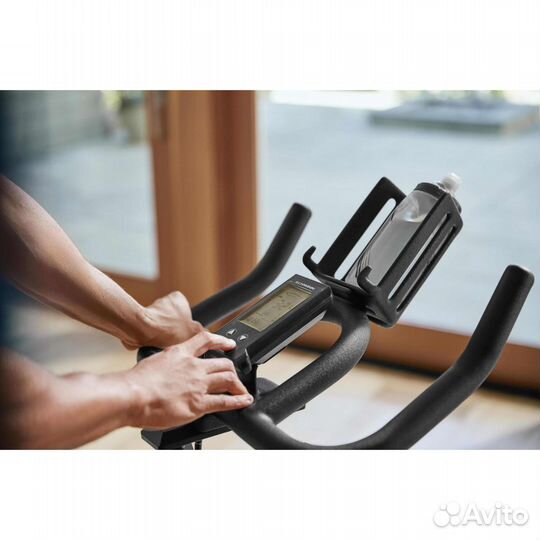 Велотренажен Спинбайк Schwinn IC7