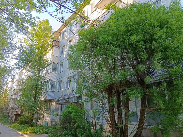 3-к. квартира, 50 м², 1/5 эт.