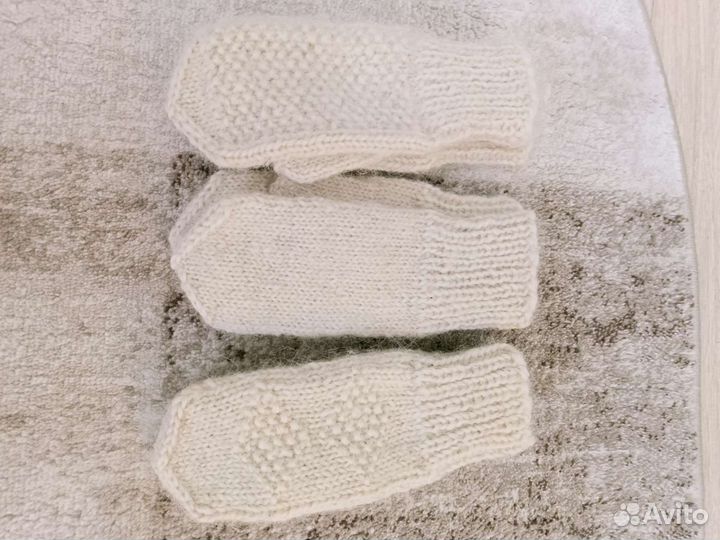 Варежки шерстяные ручной вязки