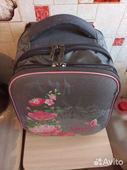 Школьный рюкзак