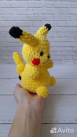 Вязаные игрушки Змея Зайка Капибара Пикачу Жабка