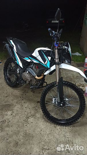 Мотоцикл эндуро Shineray Adventure 250