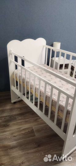 Детская кроватка