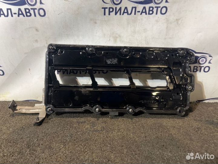 Клапанная крышка Q7