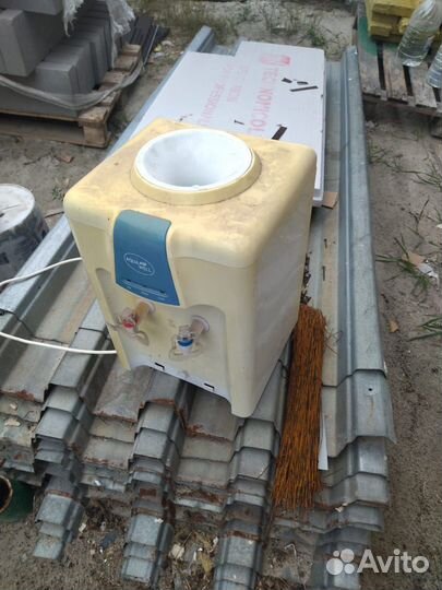 Кулер для воды