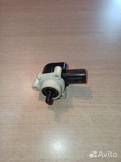 Датчик положения кузова тойота хайлендер