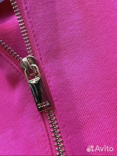 Спортивный костюм женский