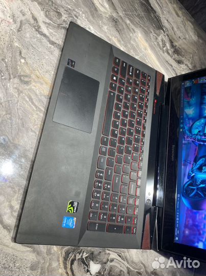 Lenovo y50p-70 core i5 4210h/GTX 860m/ram 8gb