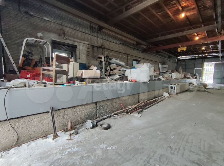 Продам помещение свободного назначения, 1700 м²