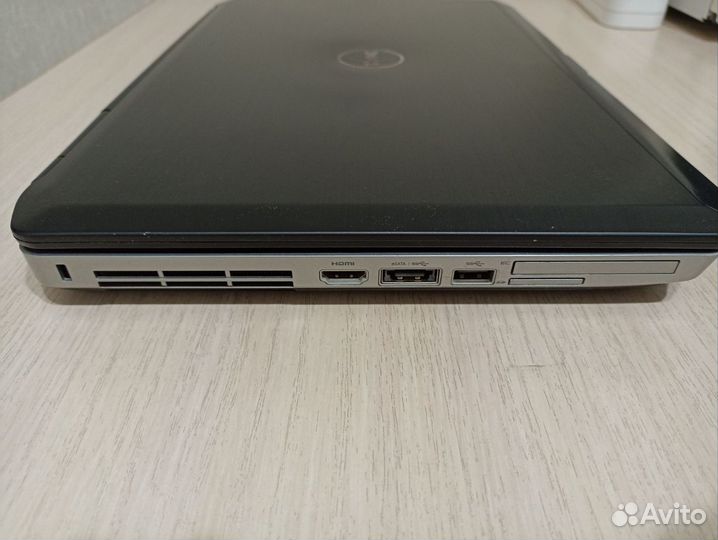 Ноутбук Dell latitude E5530