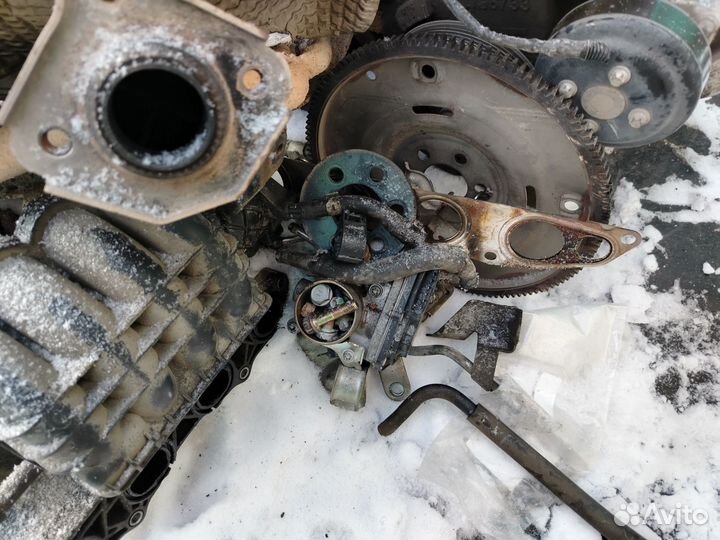 Двигатель и запчасти лансер 10