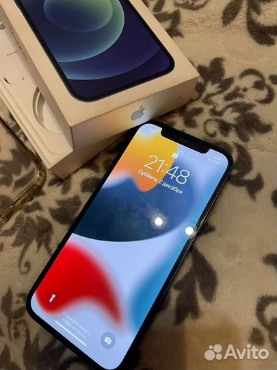 iPhone 12, 64 ГБ