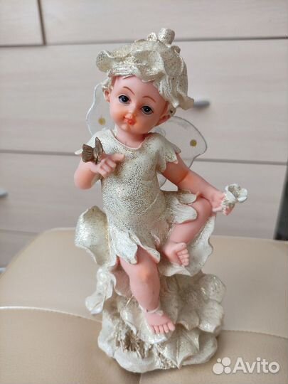 Фигурка статуэтка ангел
