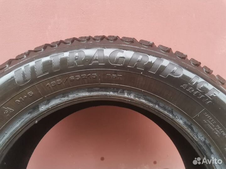 Goodyear Ultragrip Ice Arctic 195/65 R15 95T