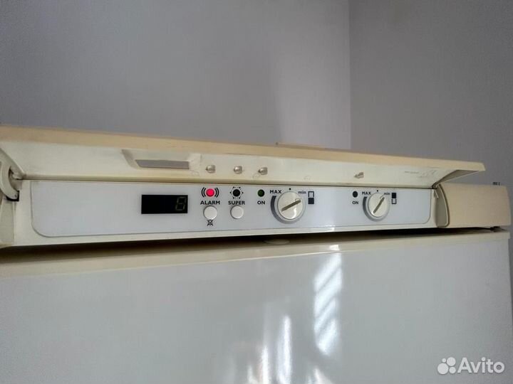 Холодильник 2х компрессорный Electrolux