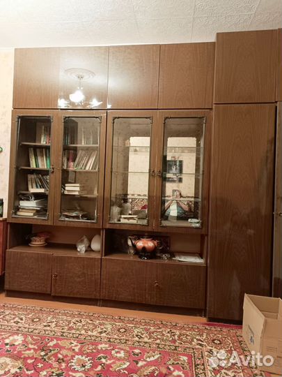 Стенка 5-ти секционная б/у