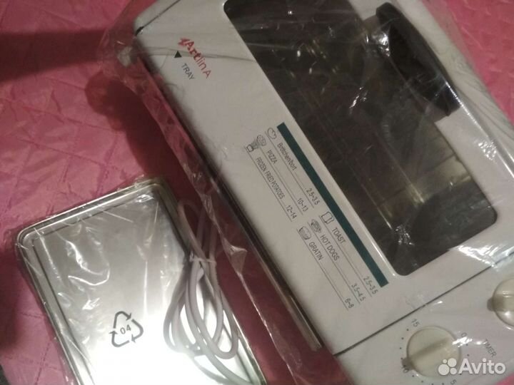 Электрическая мини печь или тостер