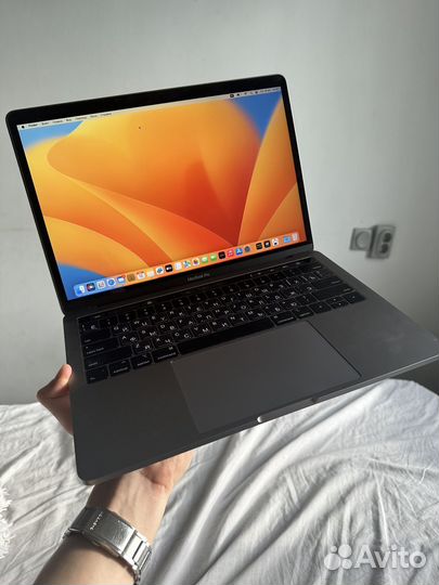 MacBook Pro 13 2019 Space Gray Touch Bar