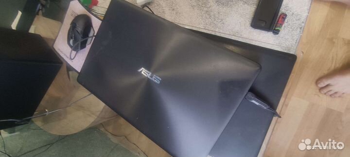 Ноутбук asus x550lb