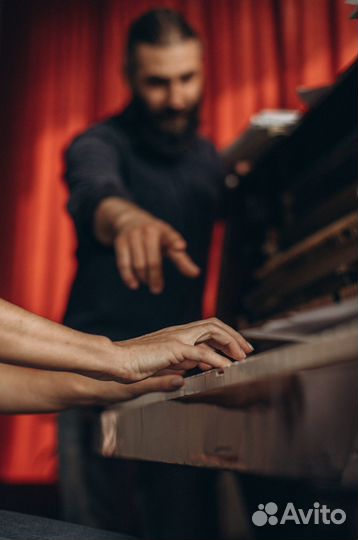 Уроки игры на фортепиано