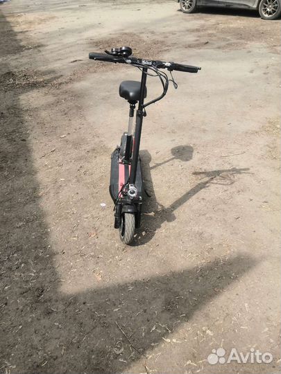 Электросамокат Sealup