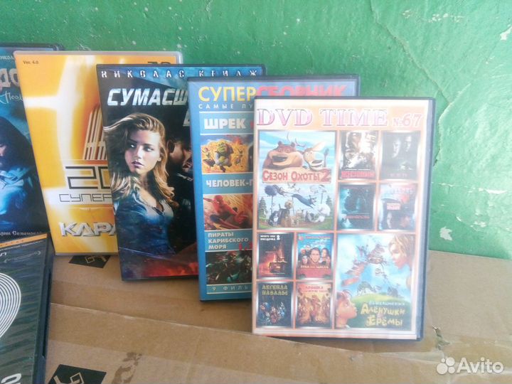 Видеокассеты Формат vhs Мульты,боевики,Рок Концерт