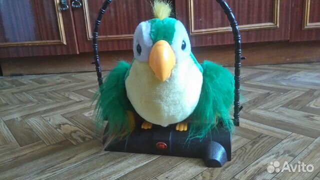 Игрушка попугай