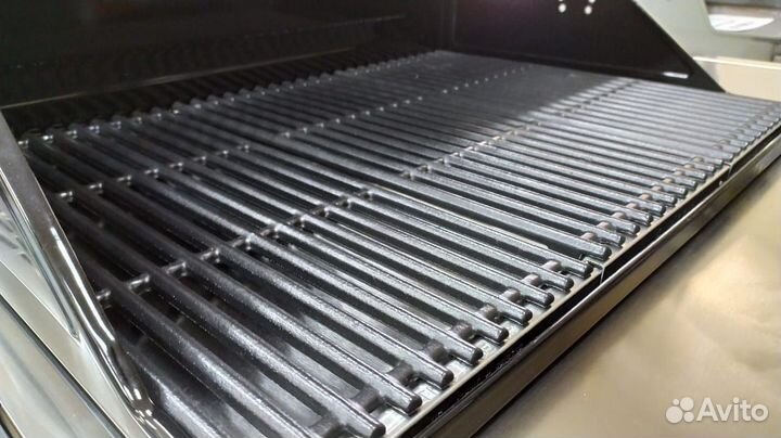 Газовый гриль Char-Broil Professional 3B