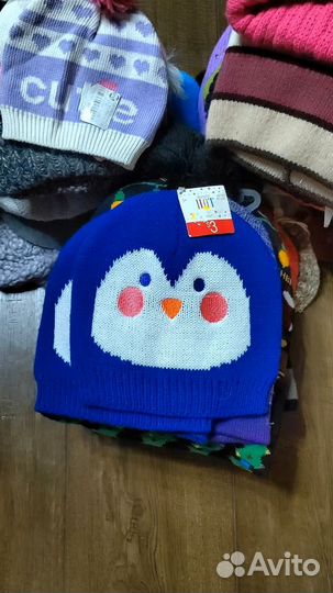 Лот детских шапок