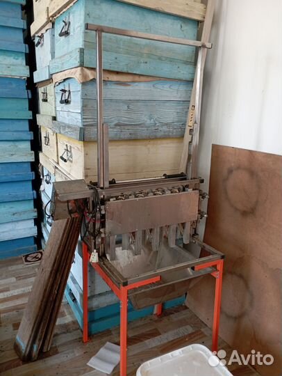 Станок для распечатки сот