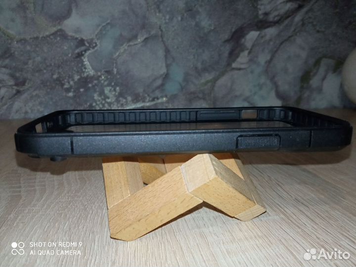 Чехол на iPhone