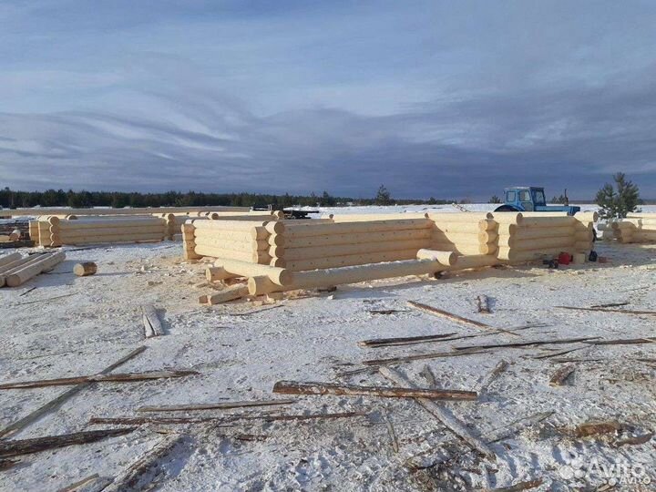 Срубы бань и домов ручной рубки