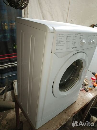 Стиральная машина indesit на 5 кг