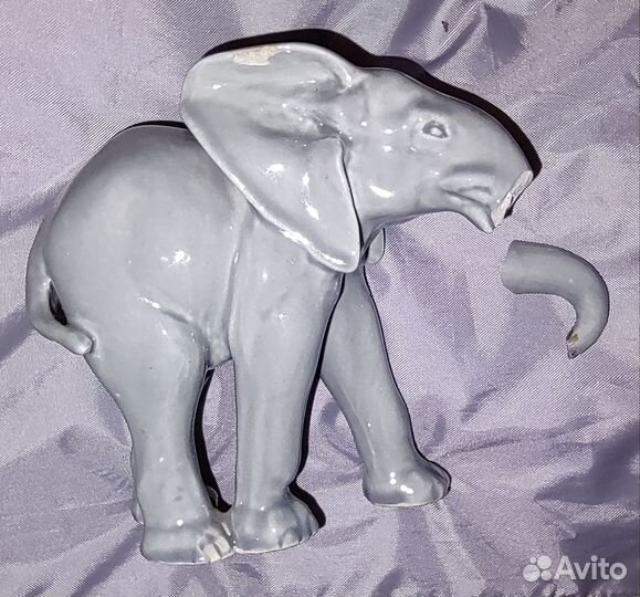 Слон зд Стройфаянс до 1972г. поврежденный
