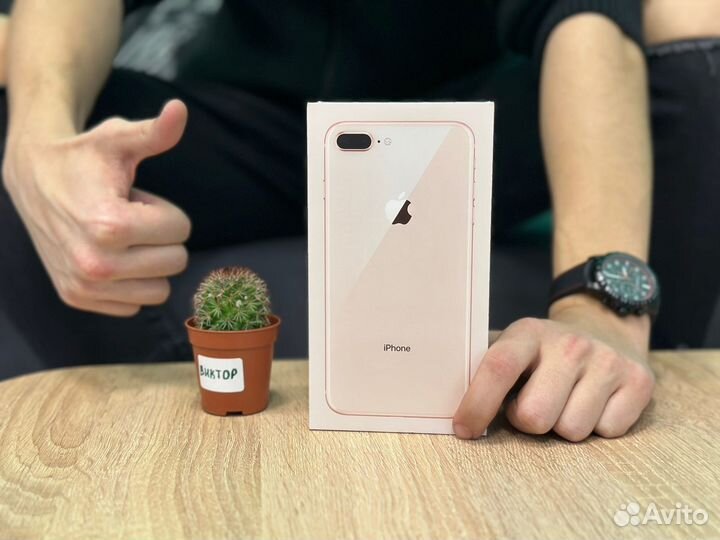 iPhone 8 Plus 64gb Gold