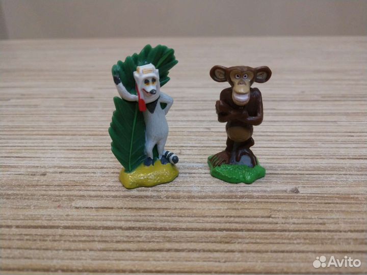 Игрушки из киндера и др