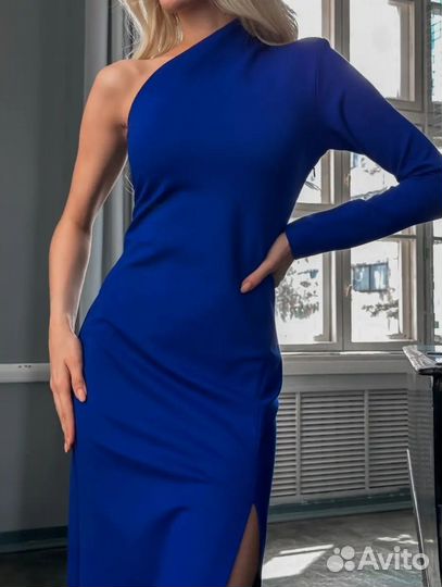 Платье вечернее