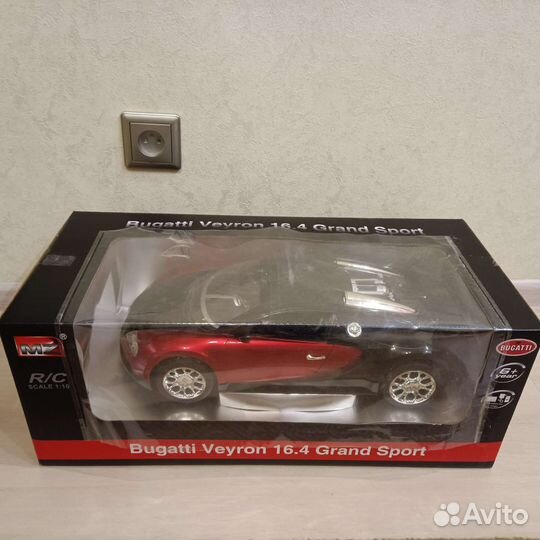 Радиоуправляемая модель Bugatti Veyron 16.4 1 10