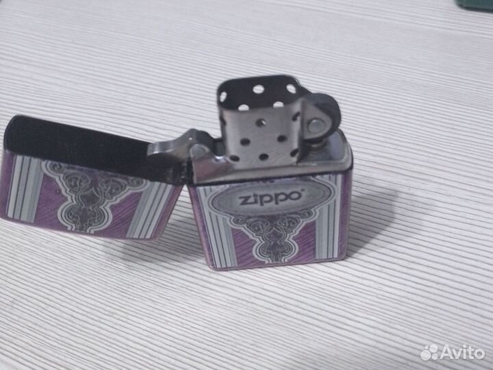 Зажигалка бензиновая zippo